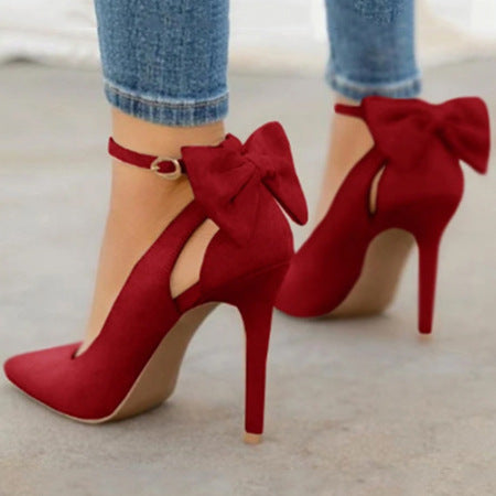 The Sovereign Bow Heel