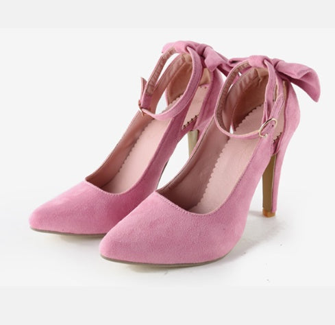 The Sovereign Bow Heel