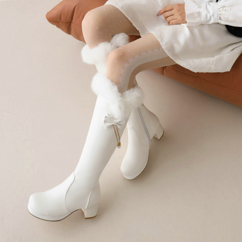 The Heirloom Boot — Winter Bow